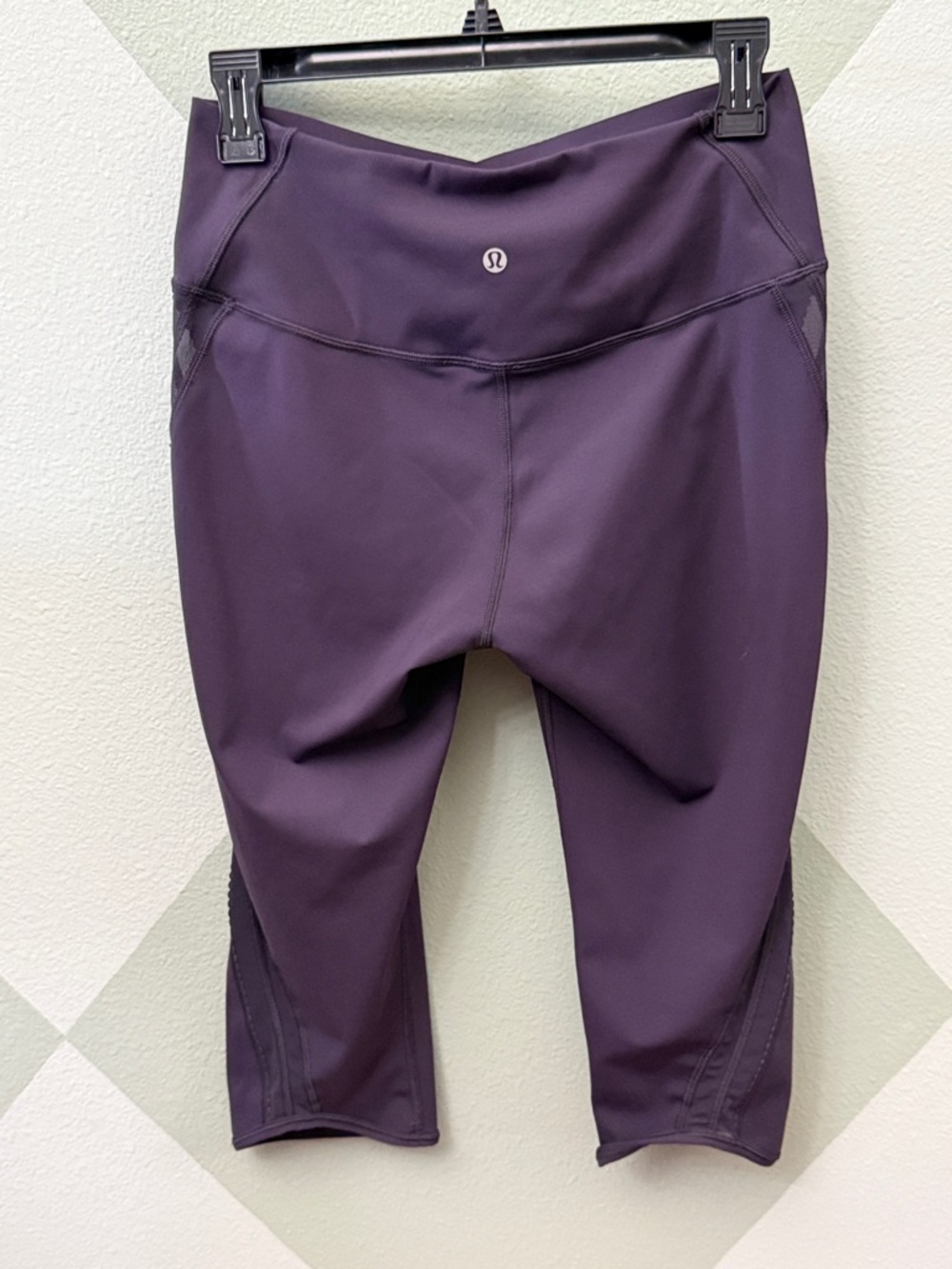 lululemon athletica Plum Purple Cropped Leggings